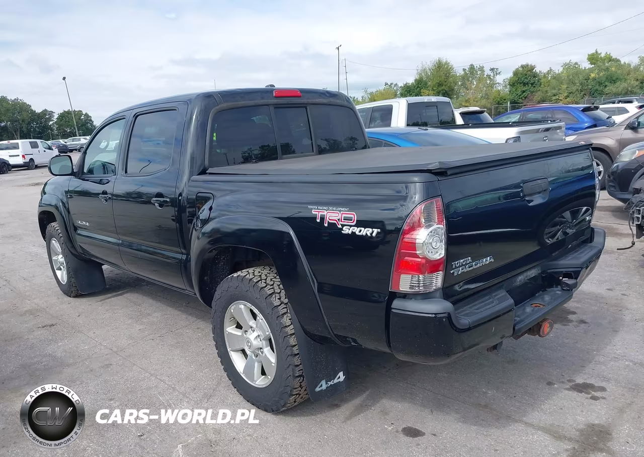 2011 Toyota Tacoma Base V6 VIN:3TMLU4EN4BM075975 - 3