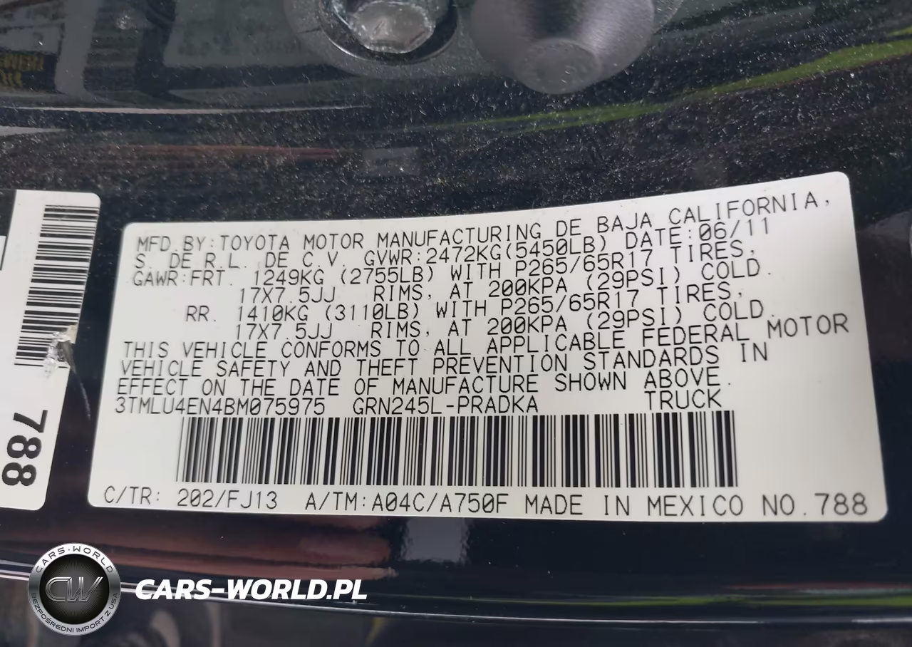 2011 Toyota Tacoma Base V6 VIN:3TMLU4EN4BM075975 - 9