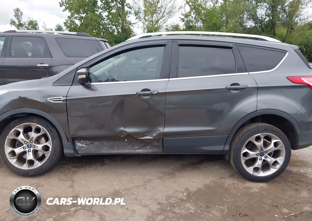 2015 Ford Escape Titanium VIN:1FMCU0J98FUB01847 - 14