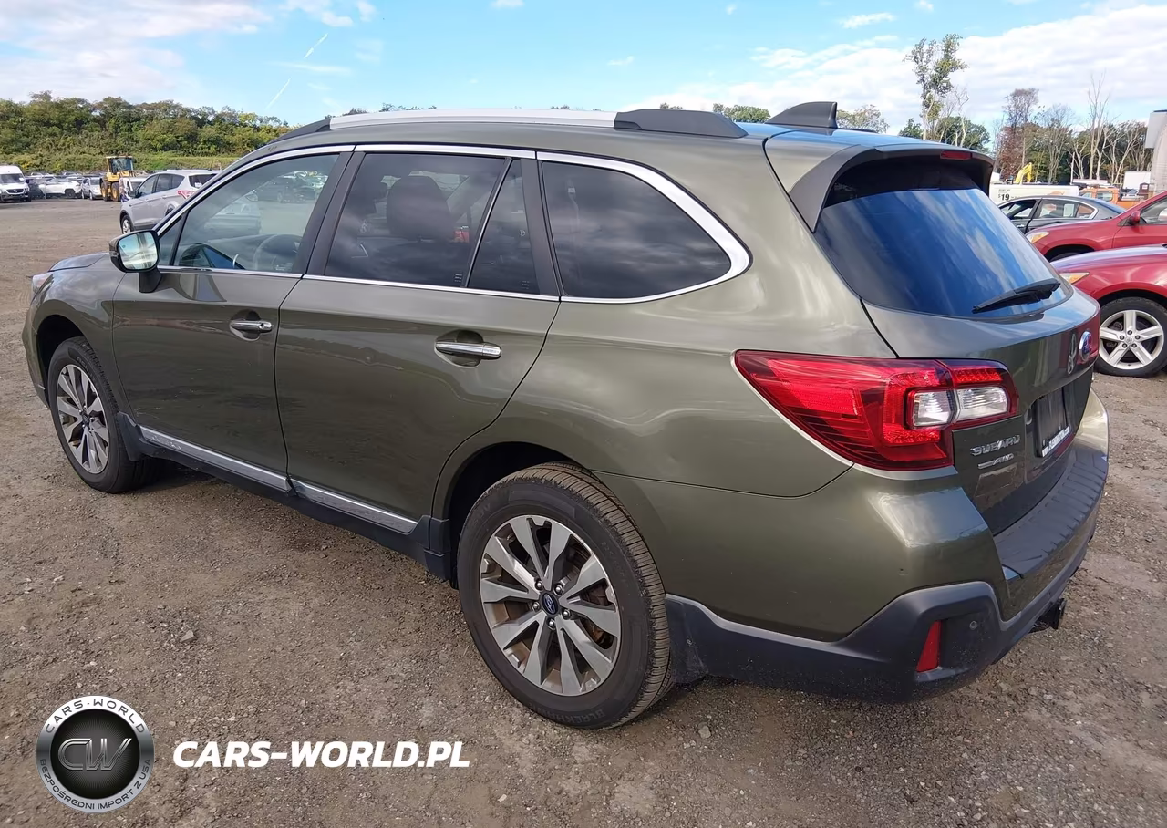 2018 Subaru Outback 2.5I Touring VIN:4S4BSATC5J3387686 - 3