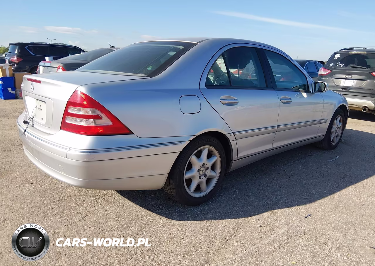 2004 Mercedes-Benz C 240 VIN:WDBRF61J54F520499 - 4