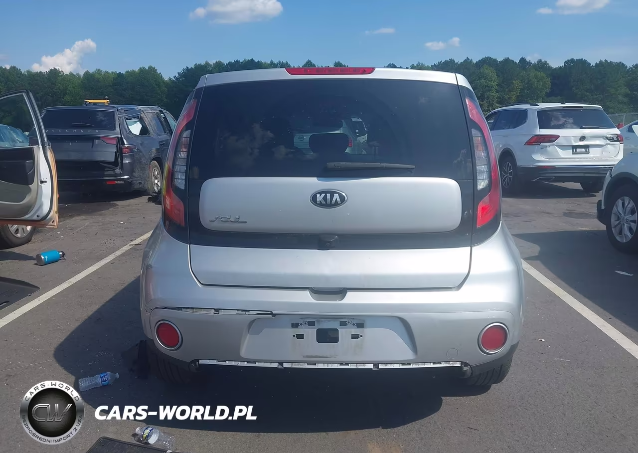 2017 Kia Soul + VIN:KNDJP3A58H7497457 - 17