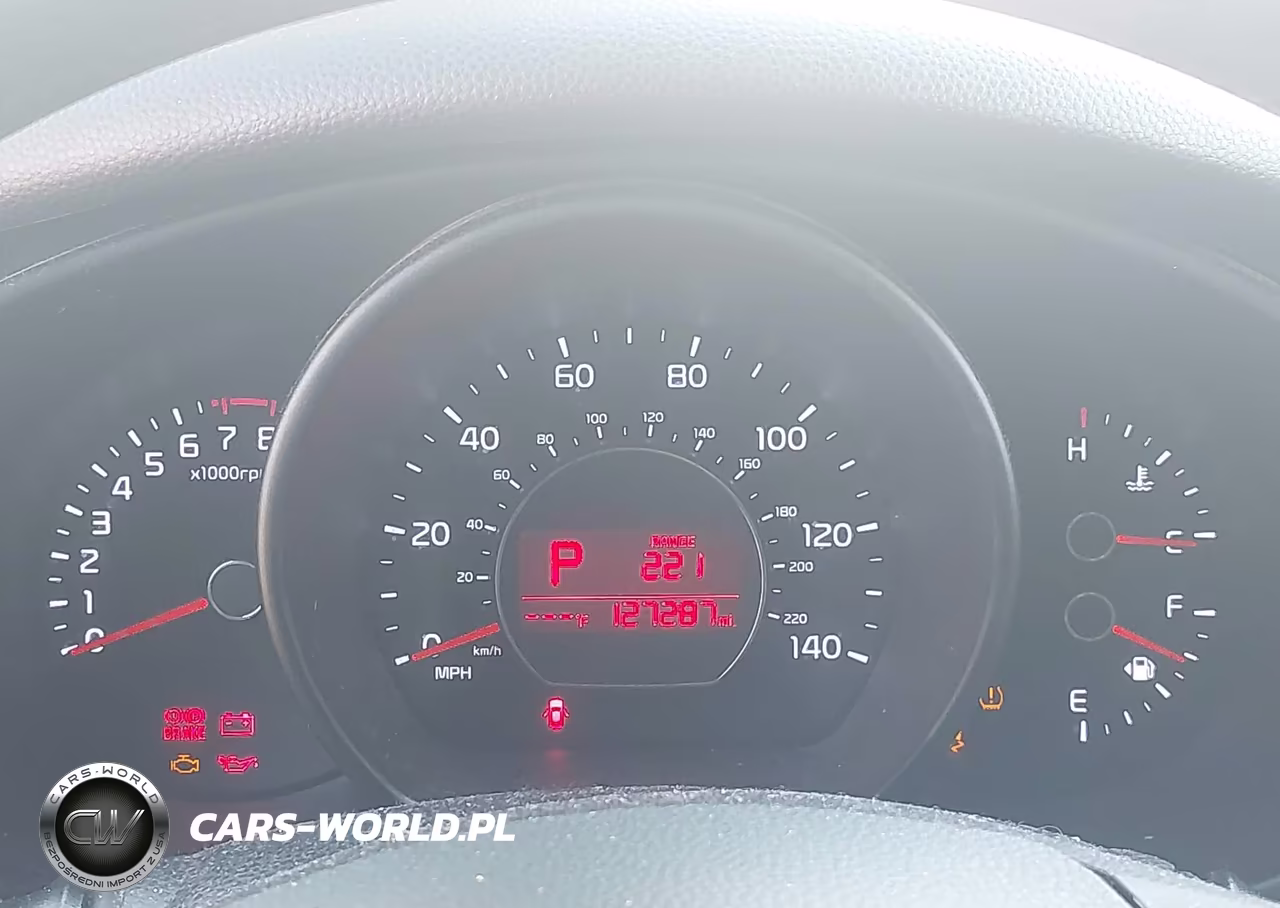 2017 Kia Soul + VIN:KNDJP3A58H7497457 - 7