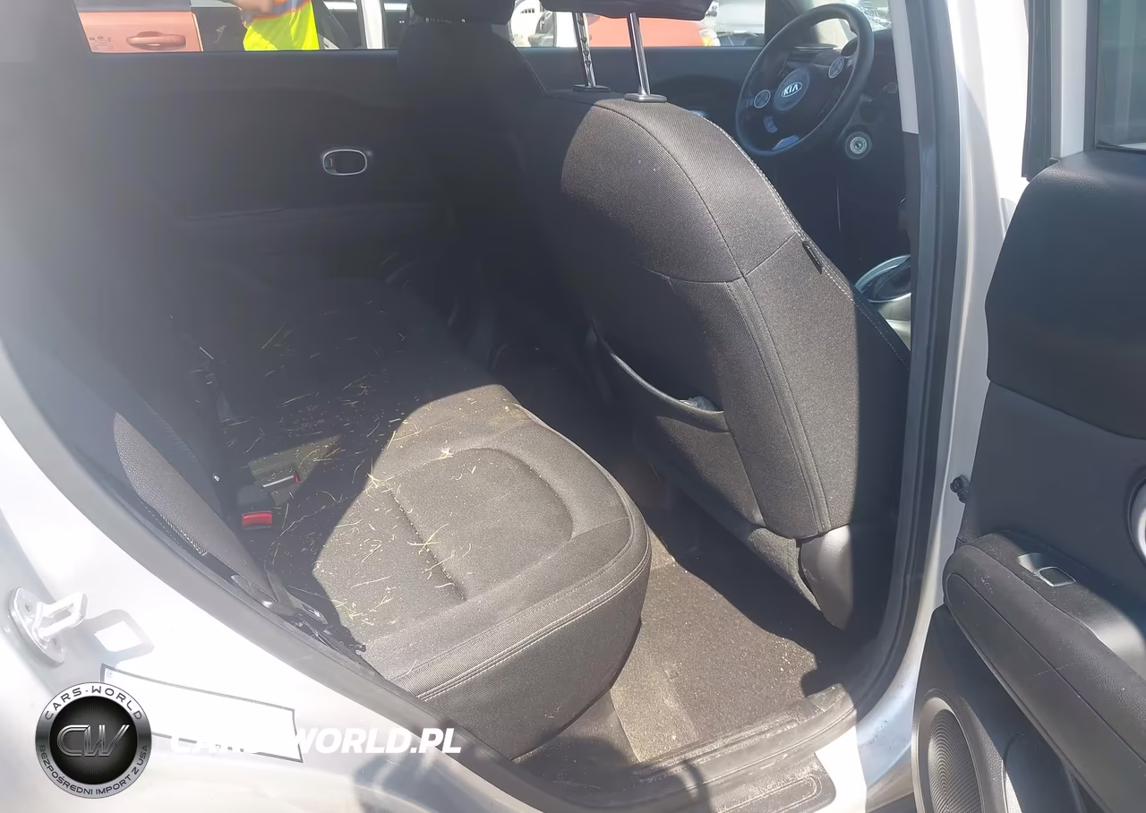 2017 Kia Soul + VIN:KNDJP3A58H7497457 - 8