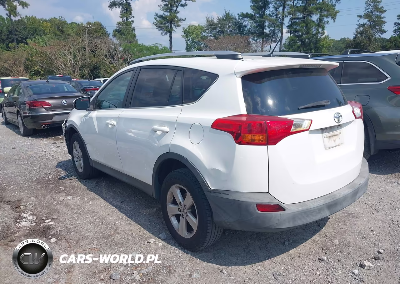 2014 Toyota Rav4 Xle VIN:2T3WFREV0EW084017 - 3