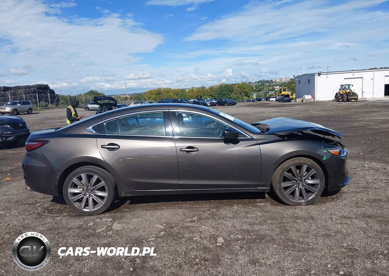 2018 Mazda Mazda6 Touring VIN:JM1GL1VM8J1314174 - 13