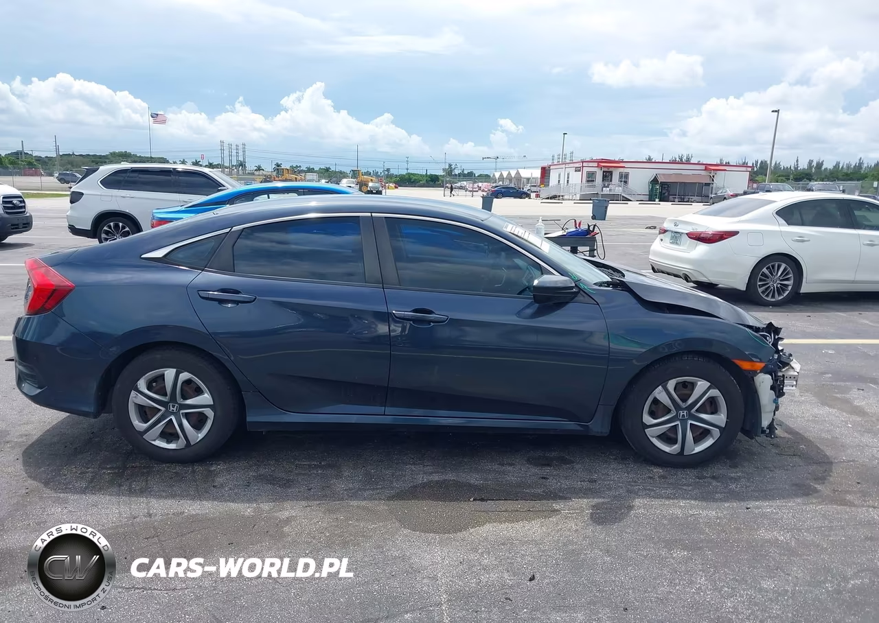2018 Honda Civic Lx VIN:19XFC2F57JE022652 - 13