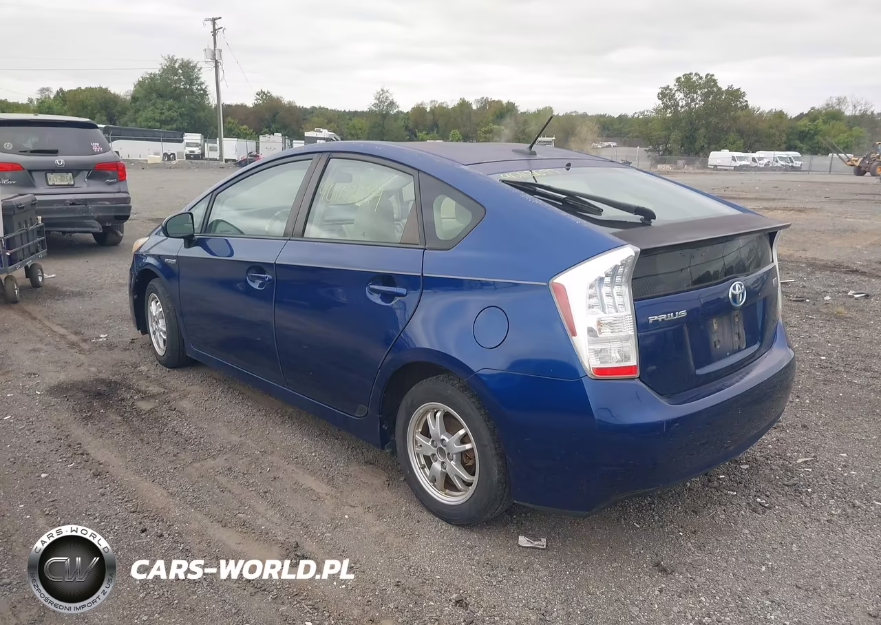 2011 Toyota Prius Two VIN:JTDKN3DU1B5327862 - 3