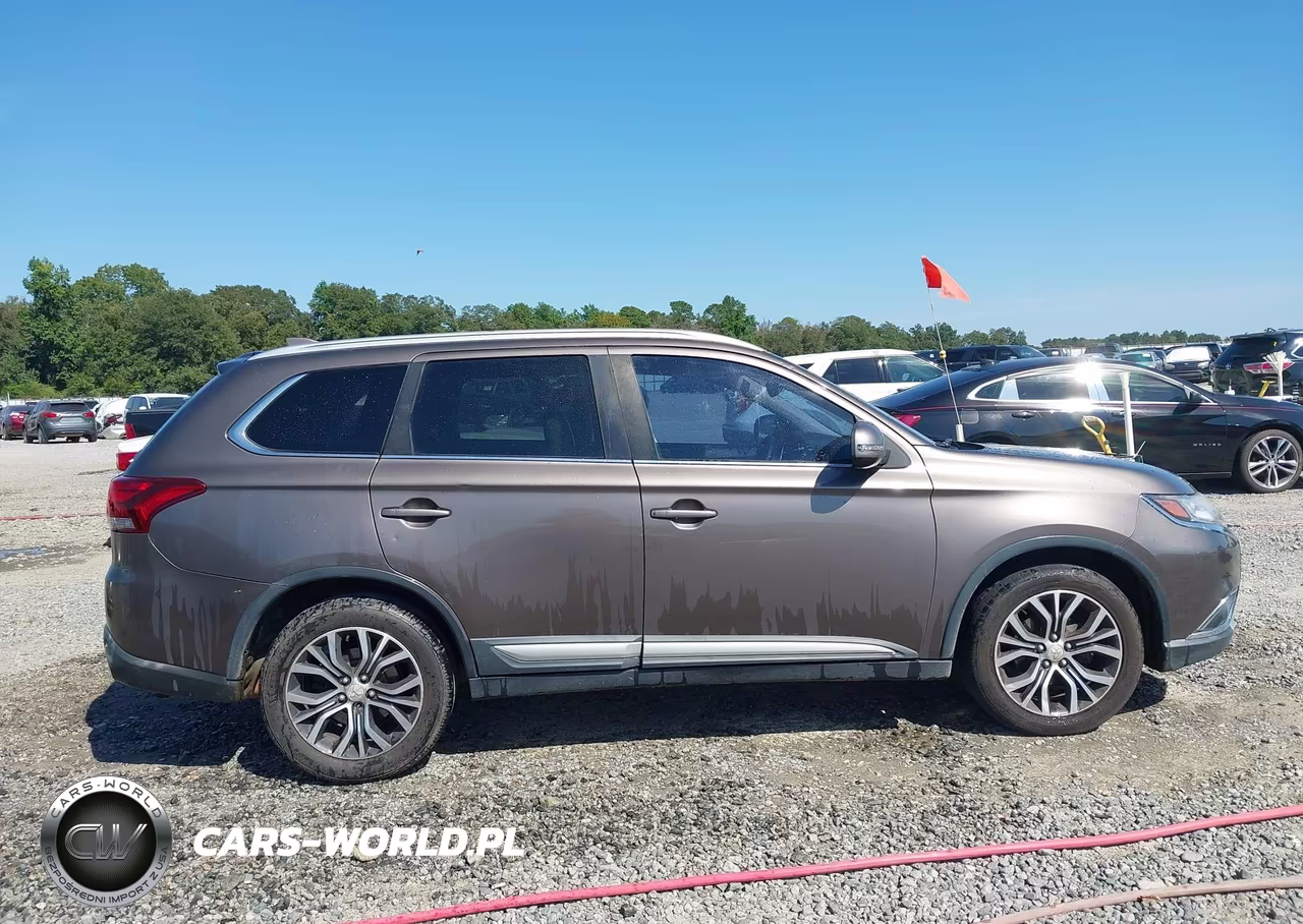 2018 Mitsubishi Outlander Sel VIN:JA4AD3A31JZ052232 - 13