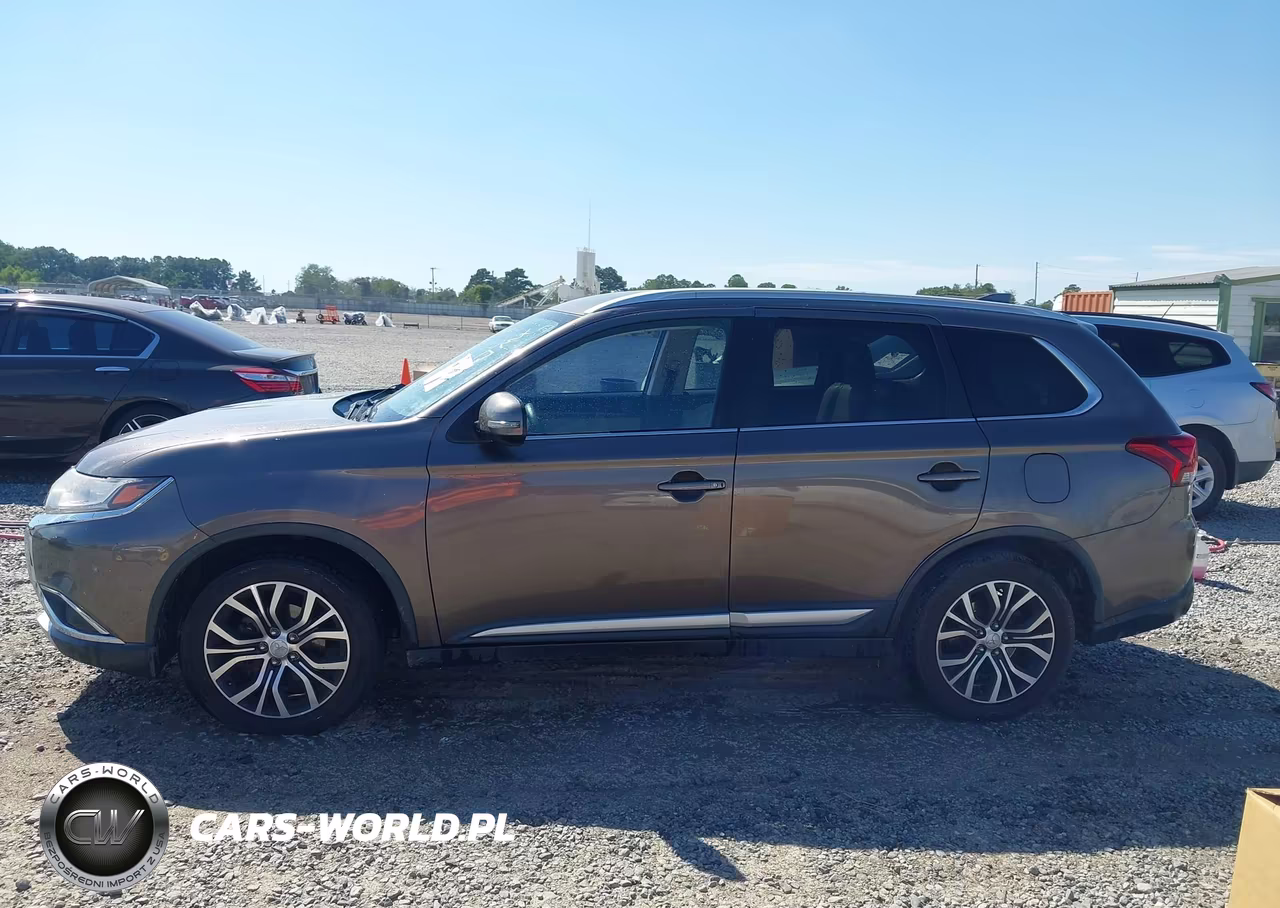 2018 Mitsubishi Outlander Sel VIN:JA4AD3A31JZ052232 - 14