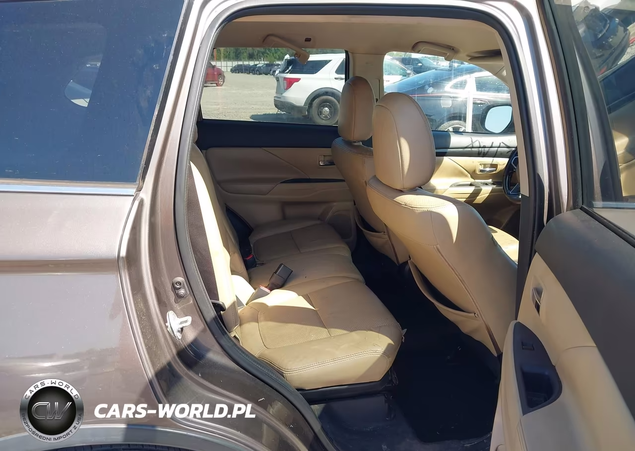 2018 Mitsubishi Outlander Sel VIN:JA4AD3A31JZ052232 - 8