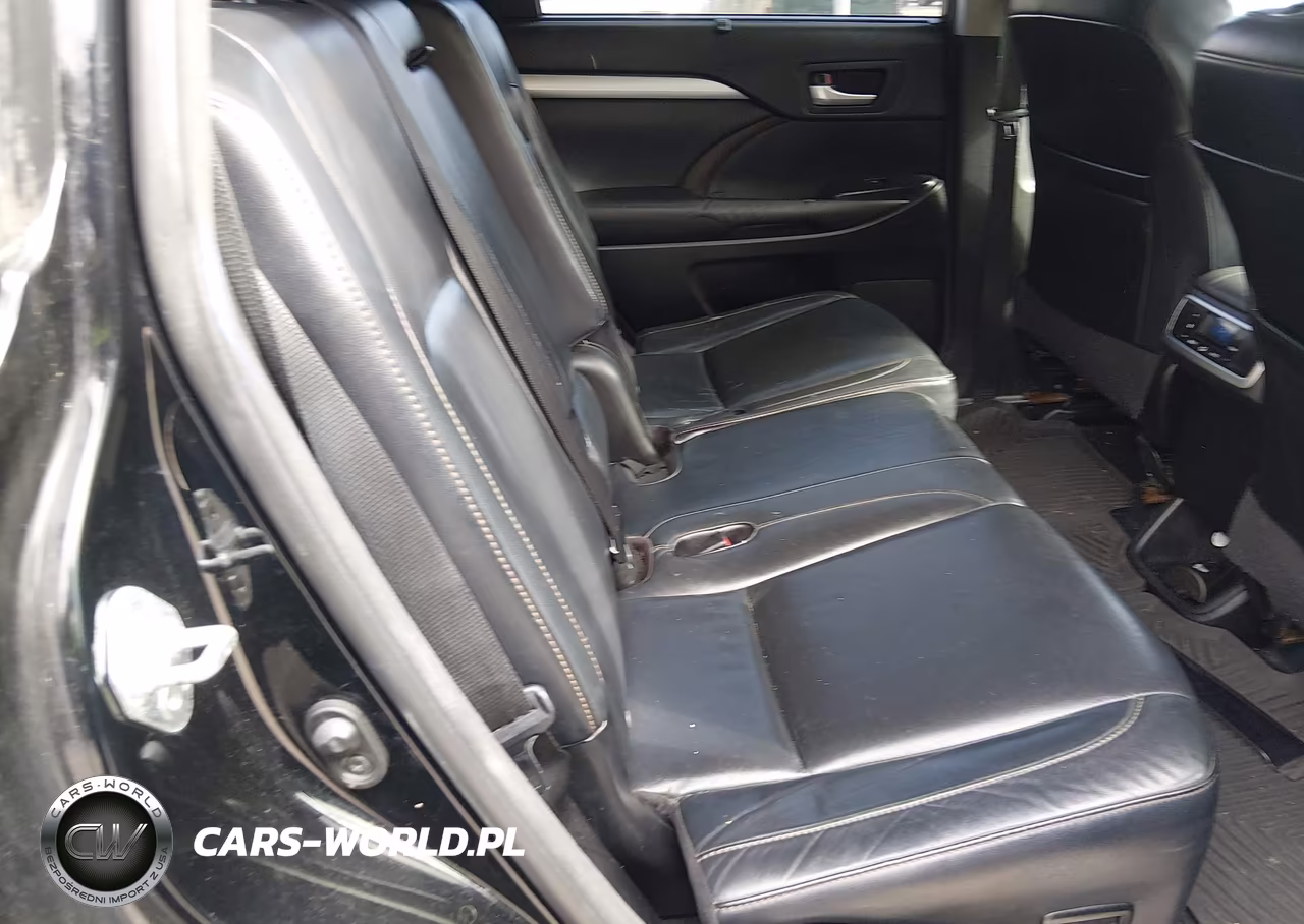 2015 Toyota Highlander Xle V6 VIN:5TDJKRFH2FS218866 - 8