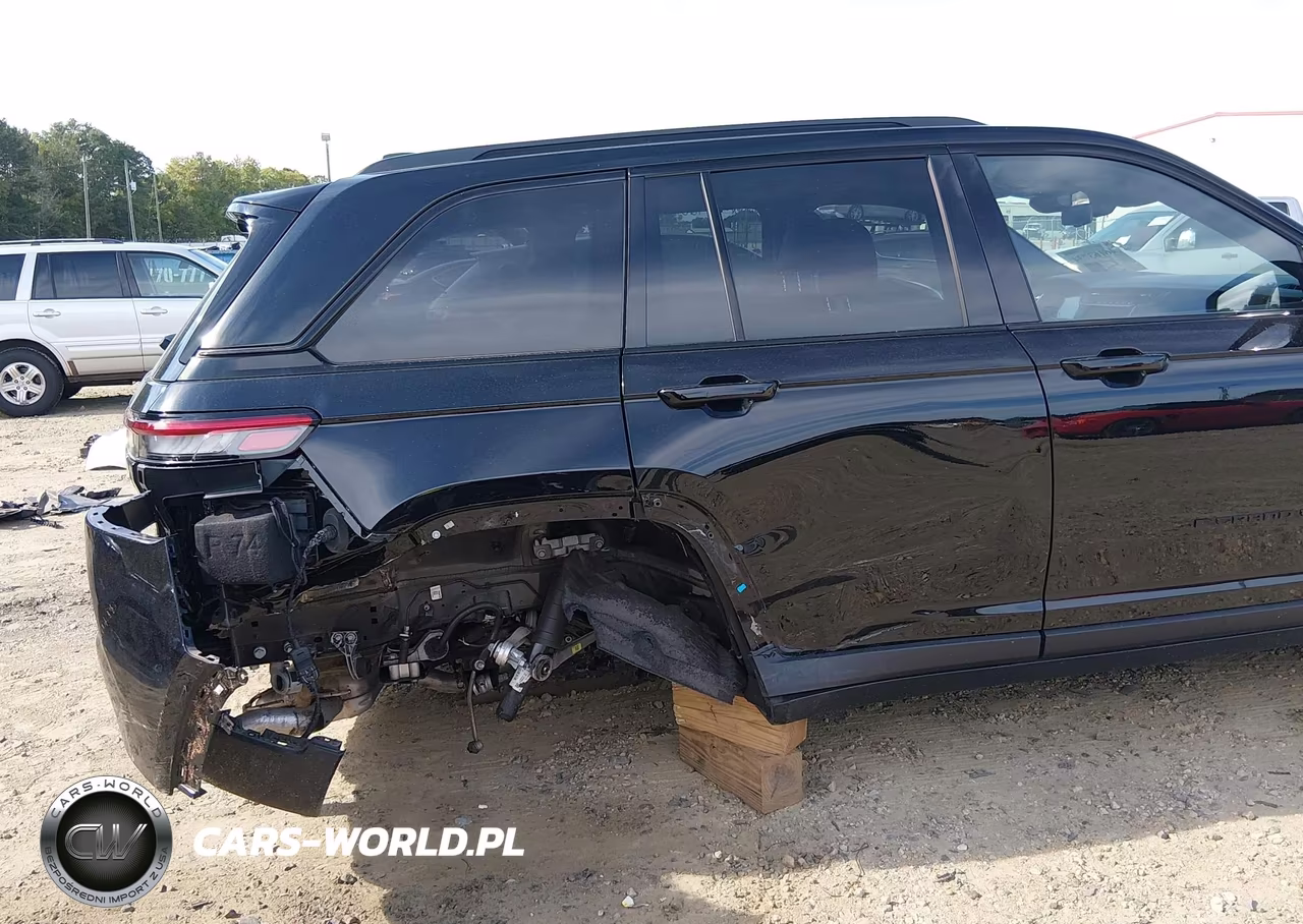 2024 Jeep Grand Cherokee Limited 4X2 VIN:1C4RJGBGXRC243558 - 6