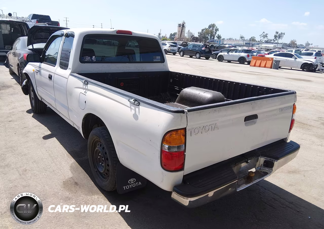 2003 Toyota Tacoma VIN:5TEVL52N03Z176697 - 3