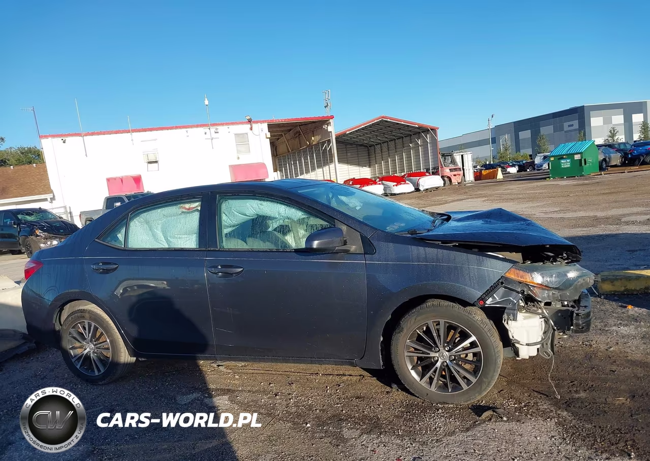 2018 Toyota Corolla Le VIN:2T1BURHE6JC965423 - 14