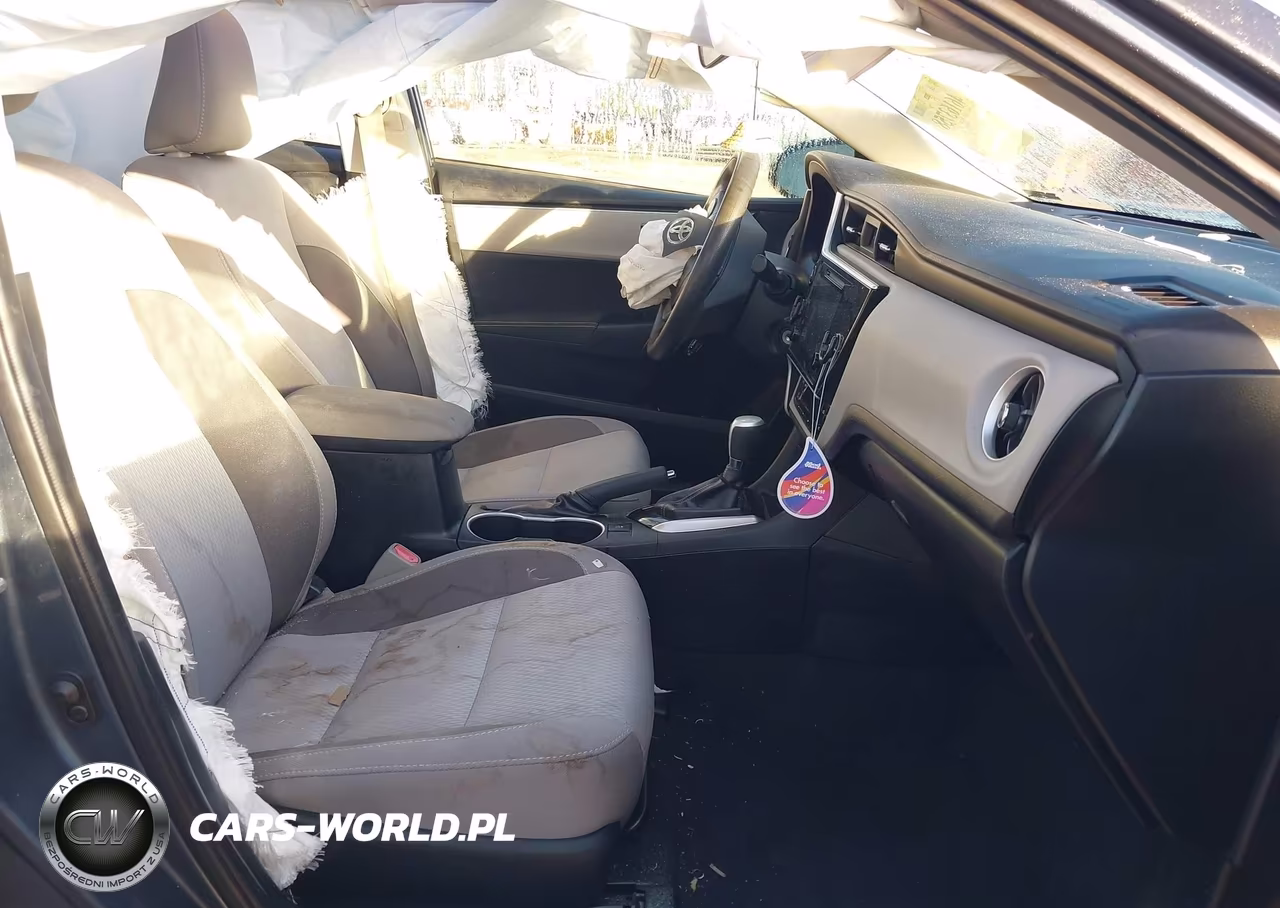 2018 Toyota Corolla Le VIN:2T1BURHE6JC965423 - 5