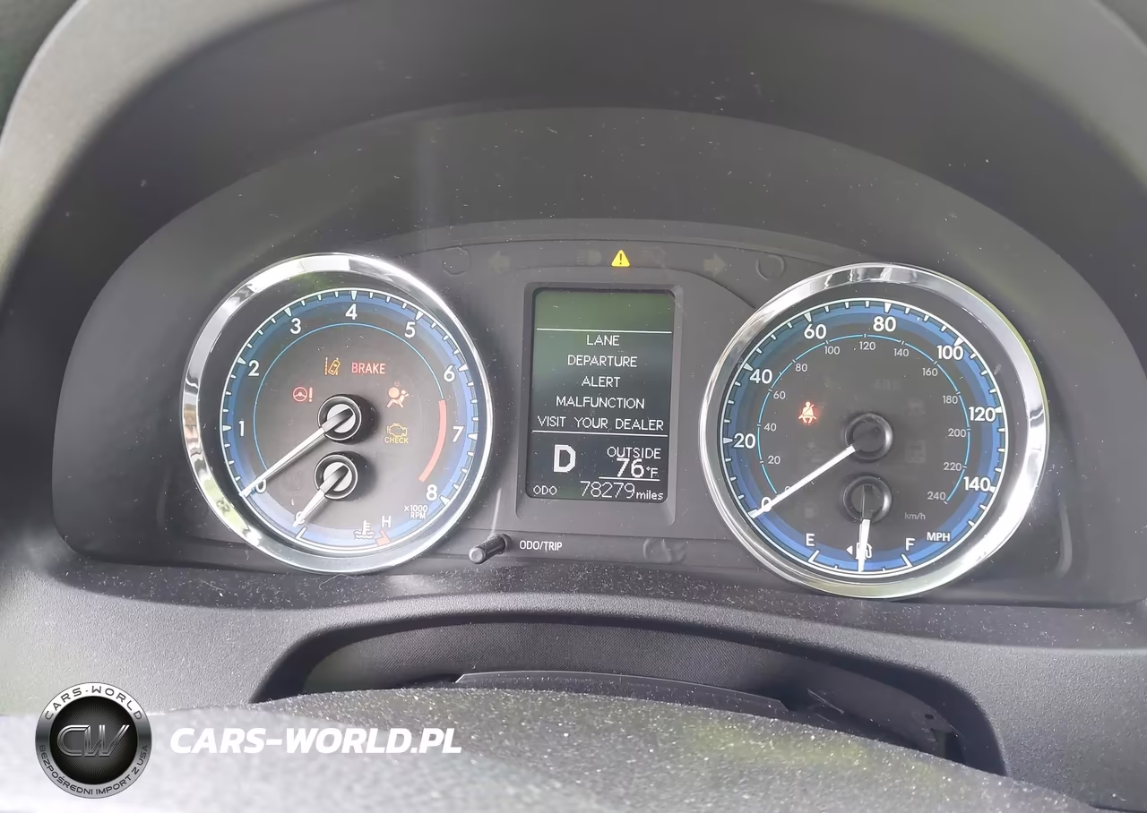 2018 Toyota Corolla Le VIN:2T1BURHE6JC965423 - 7