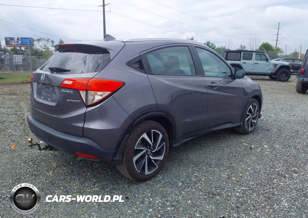 2019 Honda Hr-V Sport VIN:3CZRU6H15KG711875 - 4