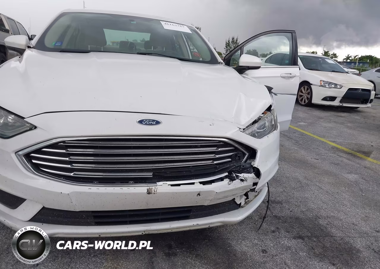 2018 Ford Fusion Se VIN:3FA6P0H75JR184253 - 17