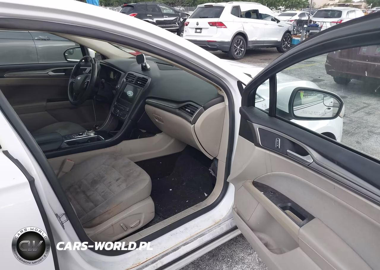 2018 Ford Fusion Se VIN:3FA6P0H75JR184253 - 5
