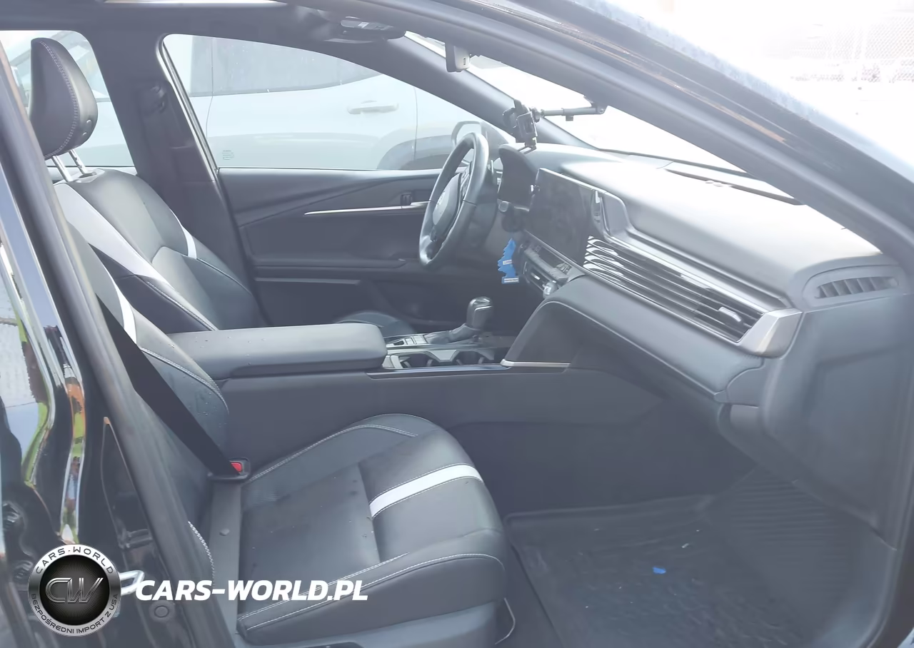 2025 Toyota Camry Se VIN:4T1DBADK2SU008038 - 5