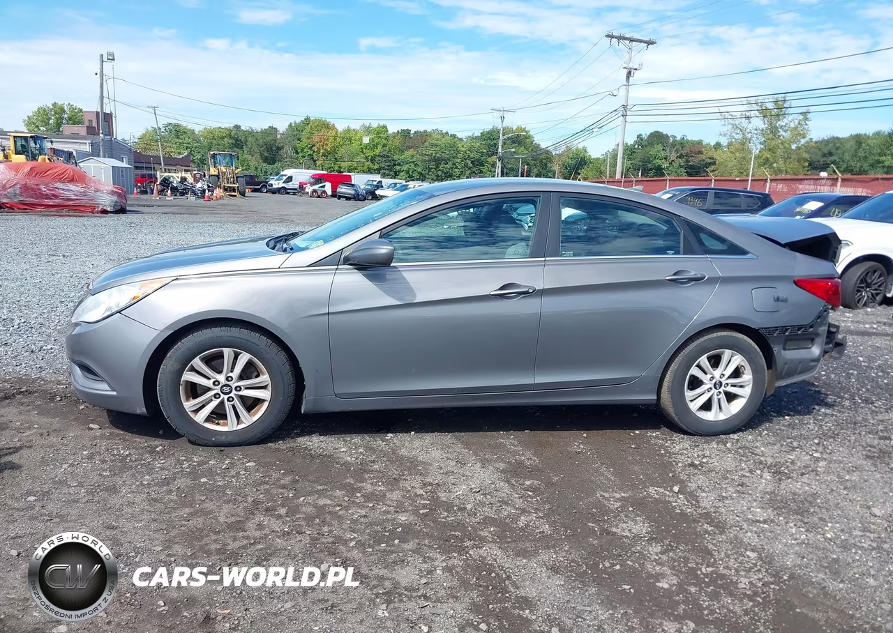 2013 Hyundai Sonata Gls VIN:5NPEB4AC1DH756140 - 14