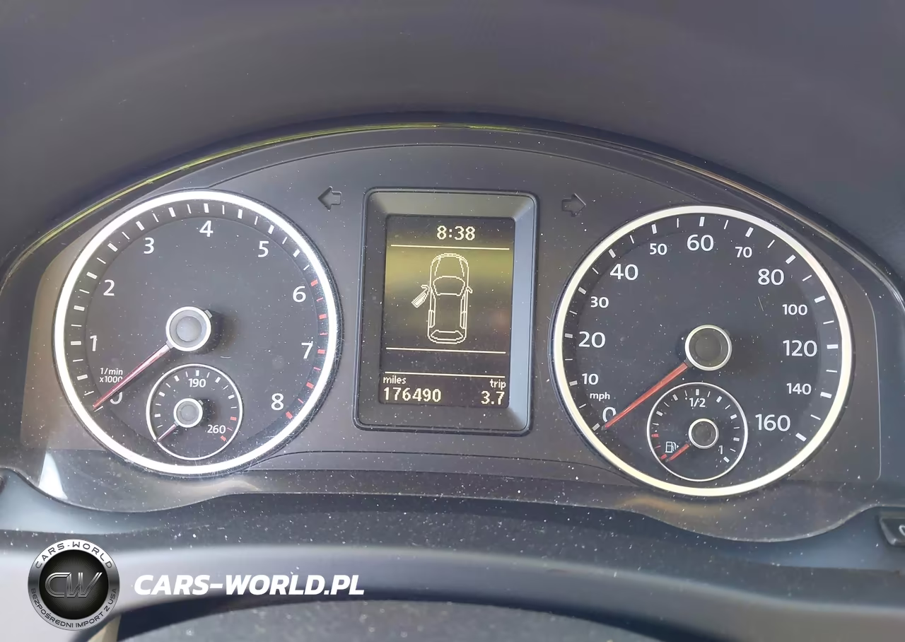 2010 Volkswagen Tiguan Wolfsburg VIN:WVGBV7AX4AW533364 - 7