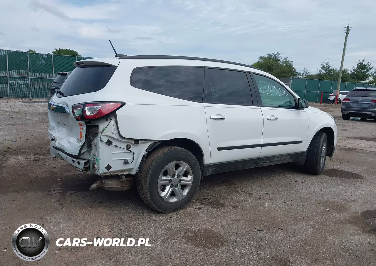 2017 Chevrolet Traverse Ls VIN:1GNKRFED4HJ321906 - 4