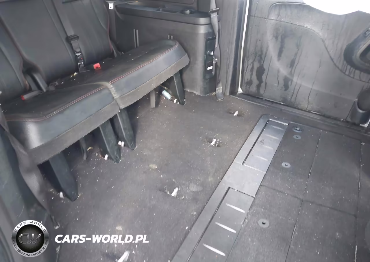 2018 Dodge Grand Caravan Gt VIN:2C4RDGEG1JR195575 - 8