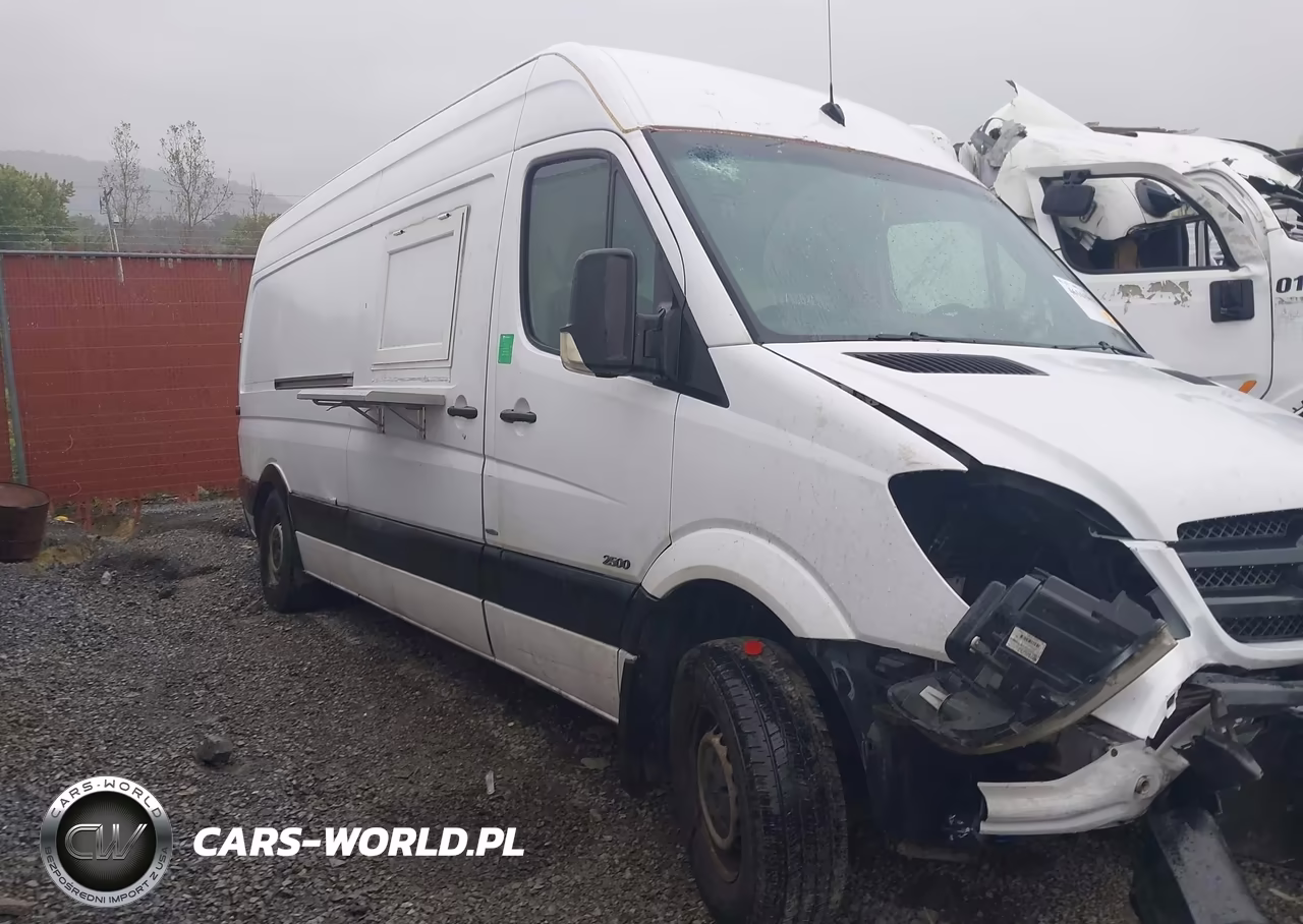 2012 Mercedes-Benz Sprinter 2500 High Roof VIN:WD3PE8CC7C5614260 - 13