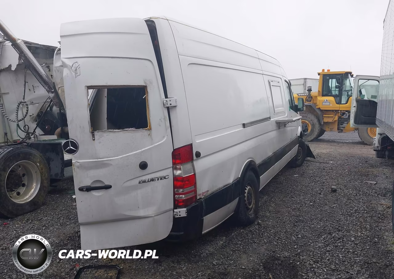 2012 Mercedes-Benz Sprinter 2500 High Roof VIN:WD3PE8CC7C5614260 - 4