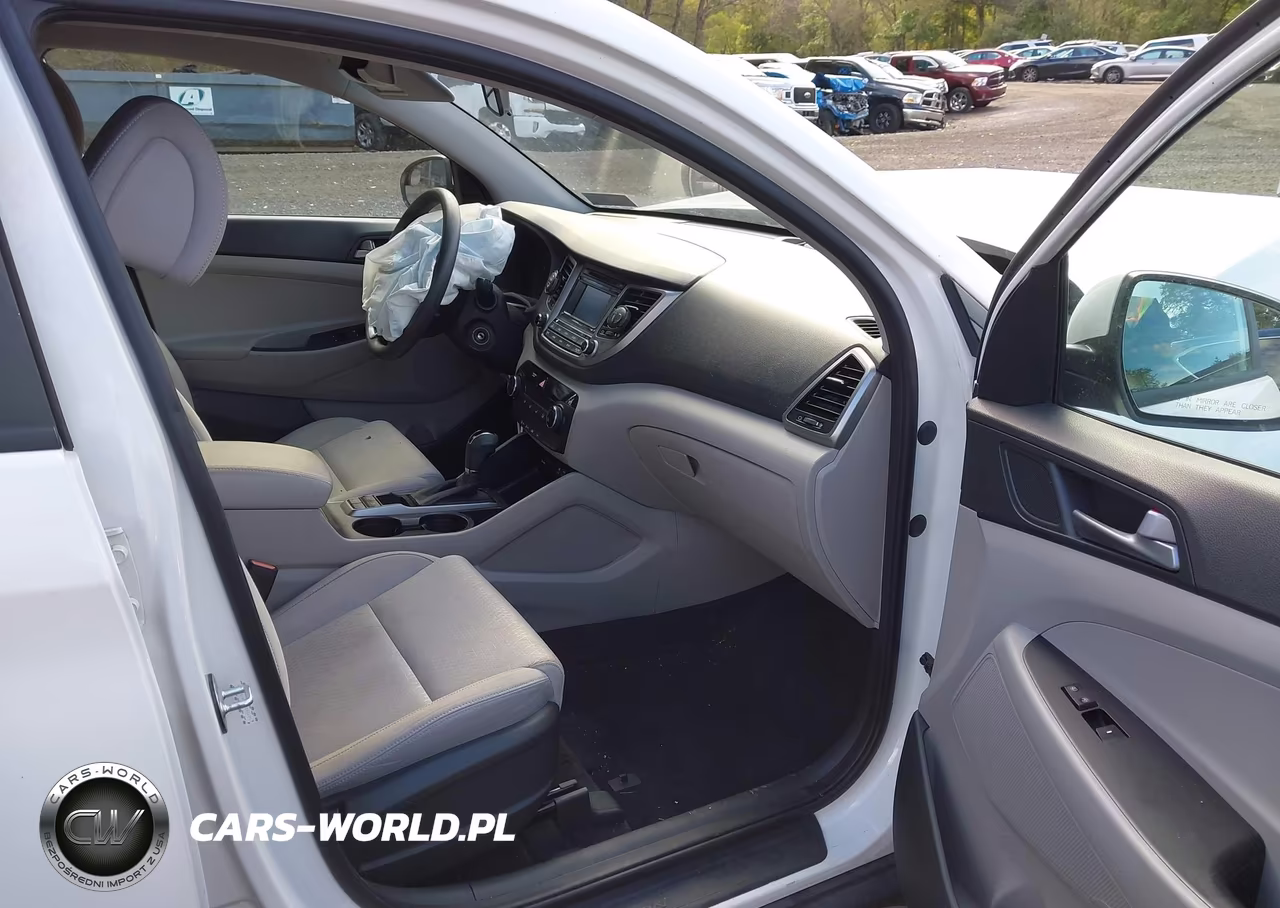 2017 Hyundai Tucson Se VIN:KM8J3CA48HU262430 - 5