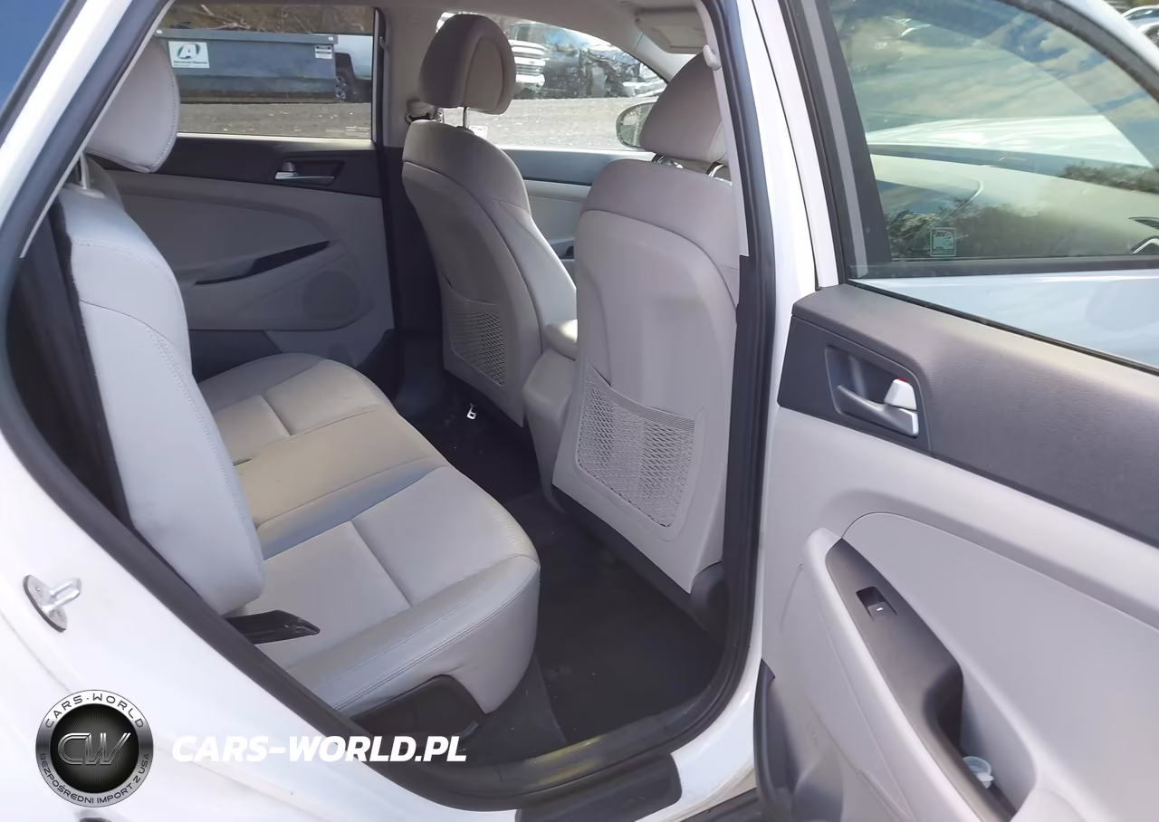 2017 Hyundai Tucson Se VIN:KM8J3CA48HU262430 - 8