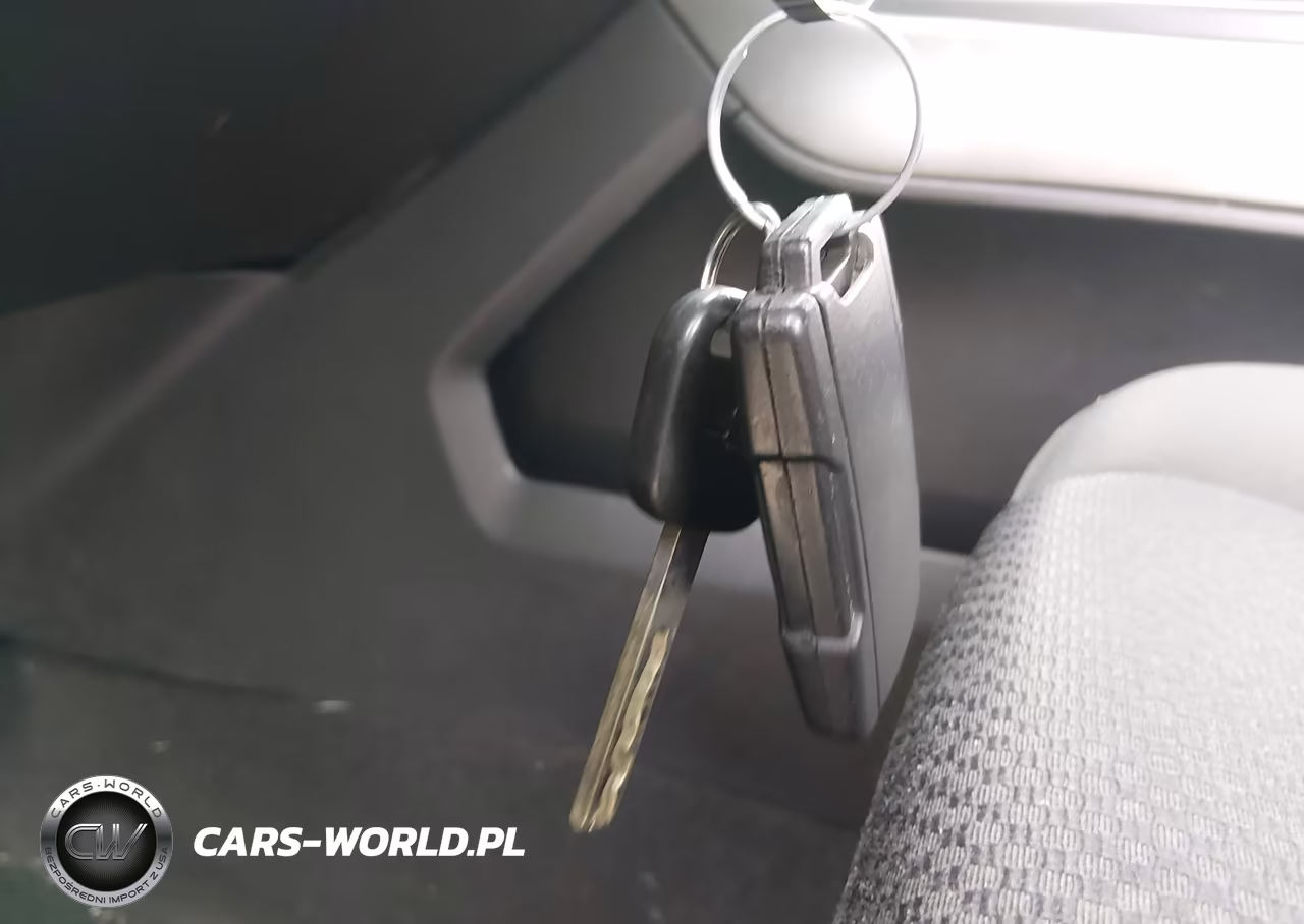 2015 Chevrolet Silverado 1500 1Lt VIN:1GCVKREC9FZ209104 - 11