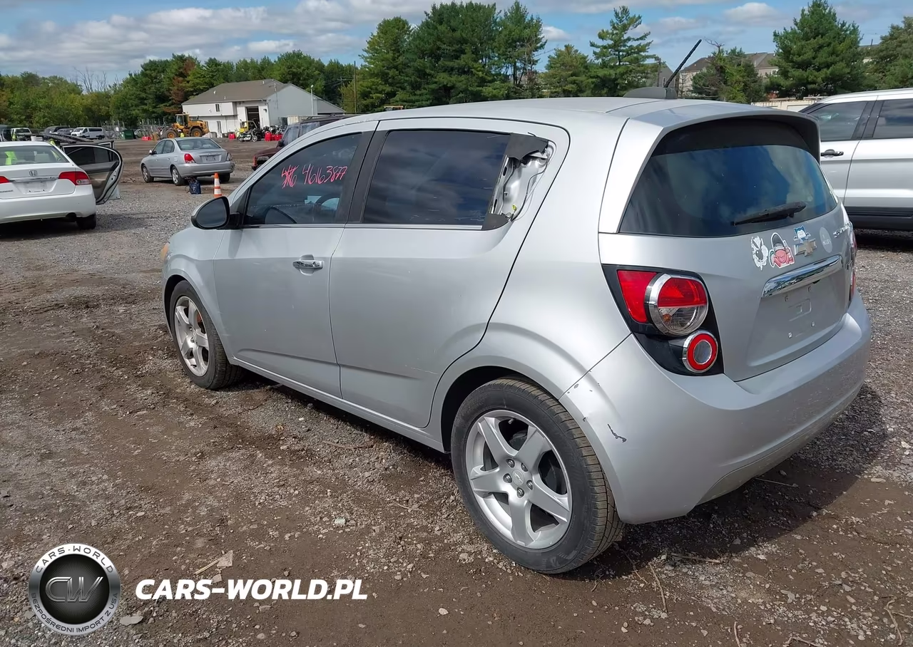 2016 Chevrolet Sonic Ltz Auto VIN:1G1JE6SB4G4137932 - 3