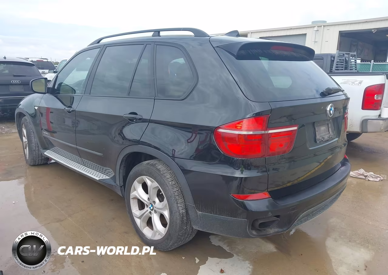 2013 BMW X5 xDrive50I VIN:5UXZV8C56D0C17302 - 3