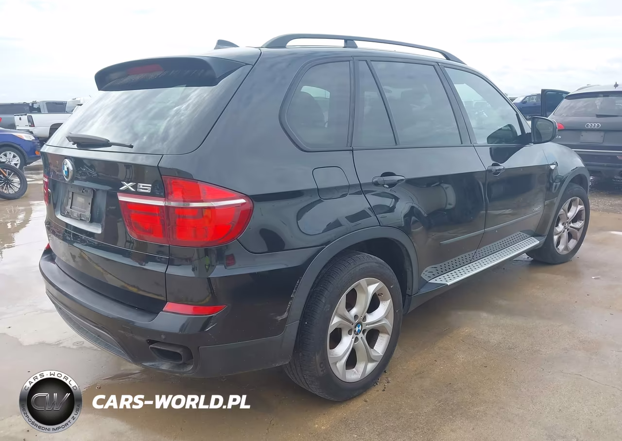 2013 BMW X5 xDrive50I VIN:5UXZV8C56D0C17302 - 4