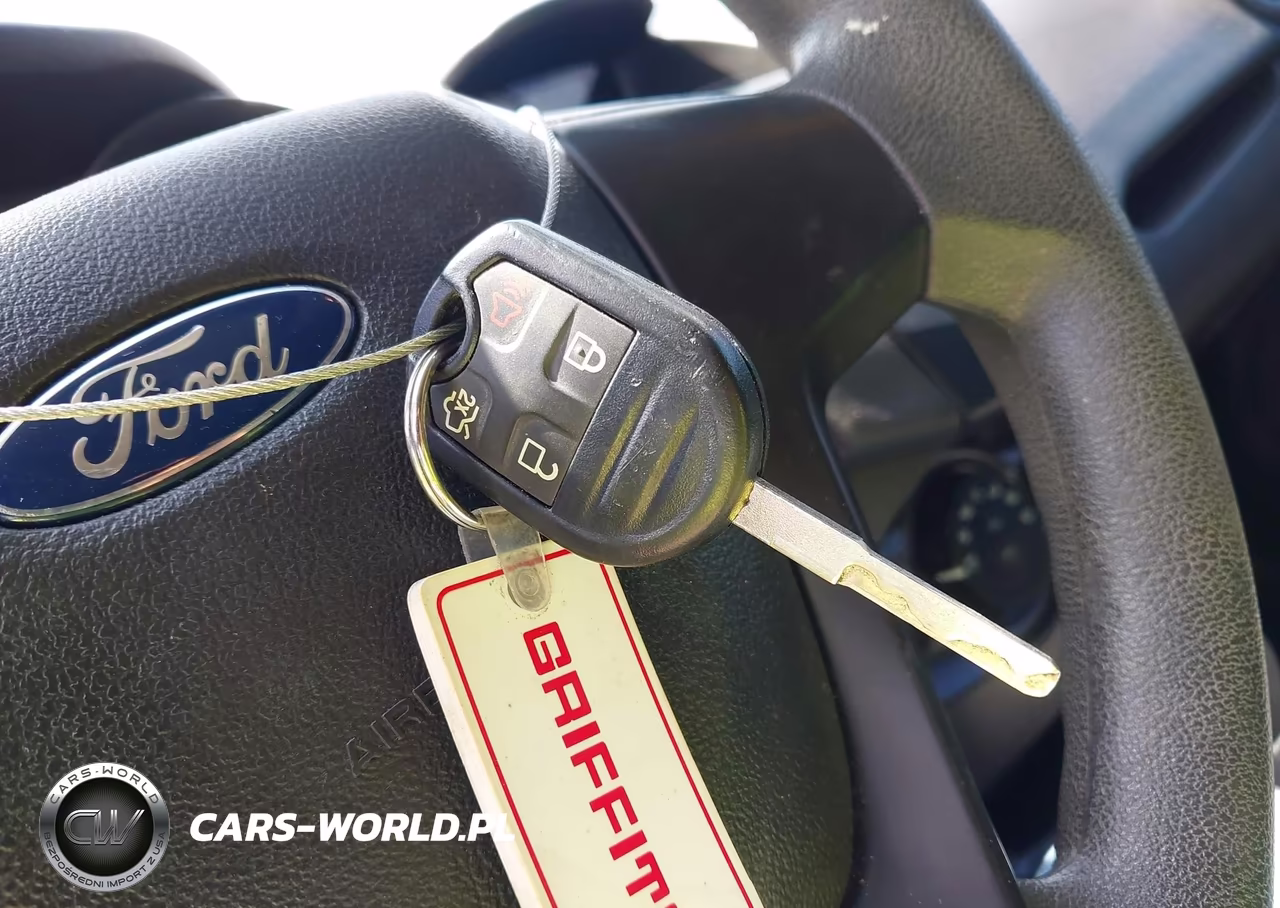 2016 Ford Fiesta S VIN:3FADP4AJ1GM180355 - 11