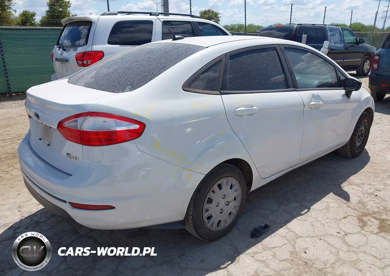 2016 Ford Fiesta S VIN:3FADP4AJ1GM180355 - 4