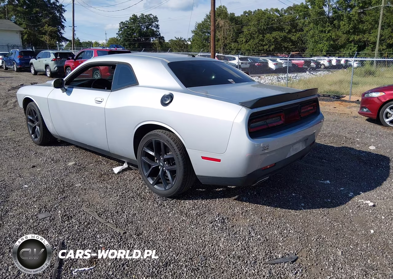 2020 Dodge Challenger Sxt VIN:2C3CDZAG3LH195307 - 3