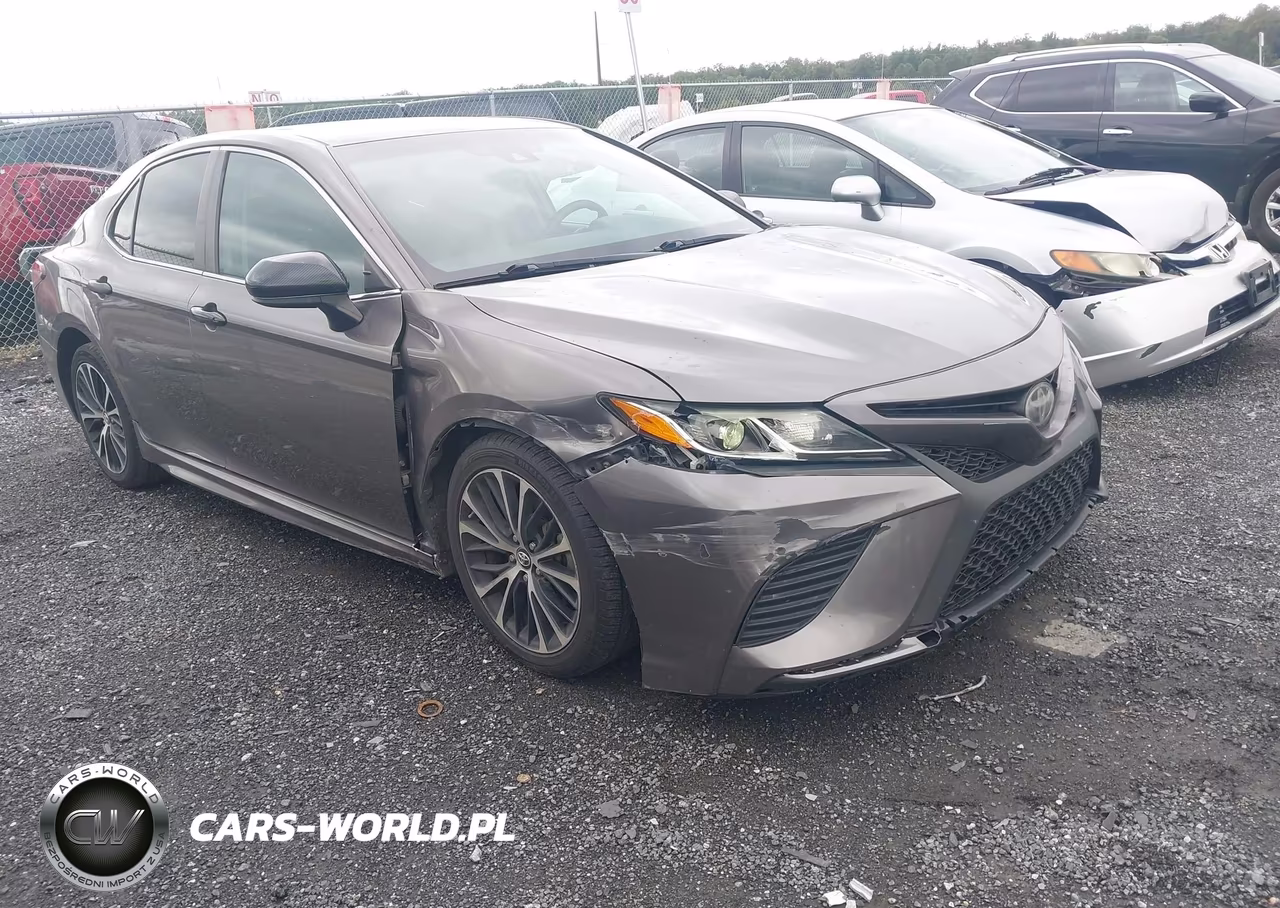 2018 Toyota Camry L VIN:4T1B11HK8JU664974 - 6