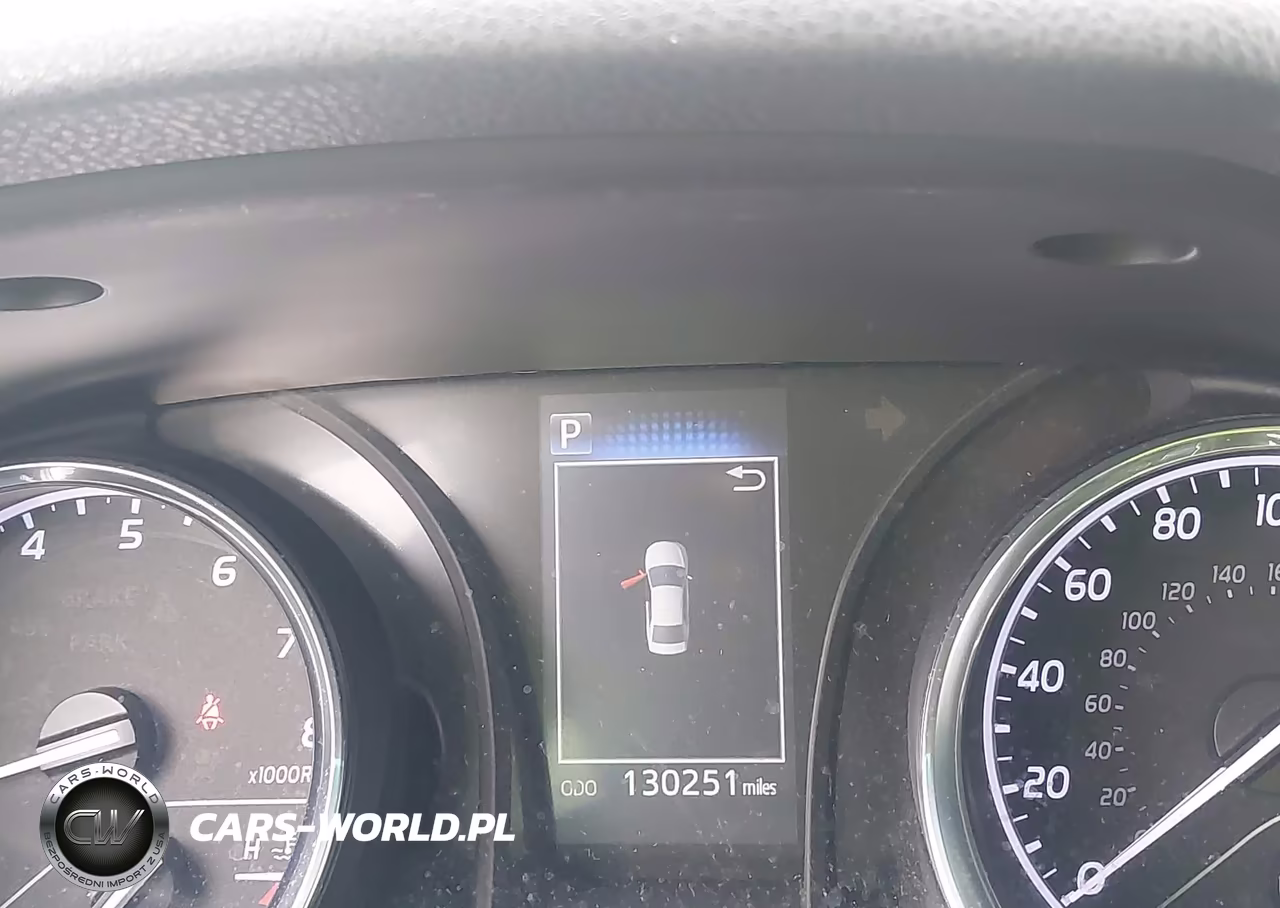 2018 Toyota Camry L VIN:4T1B11HK8JU664974 - 7
