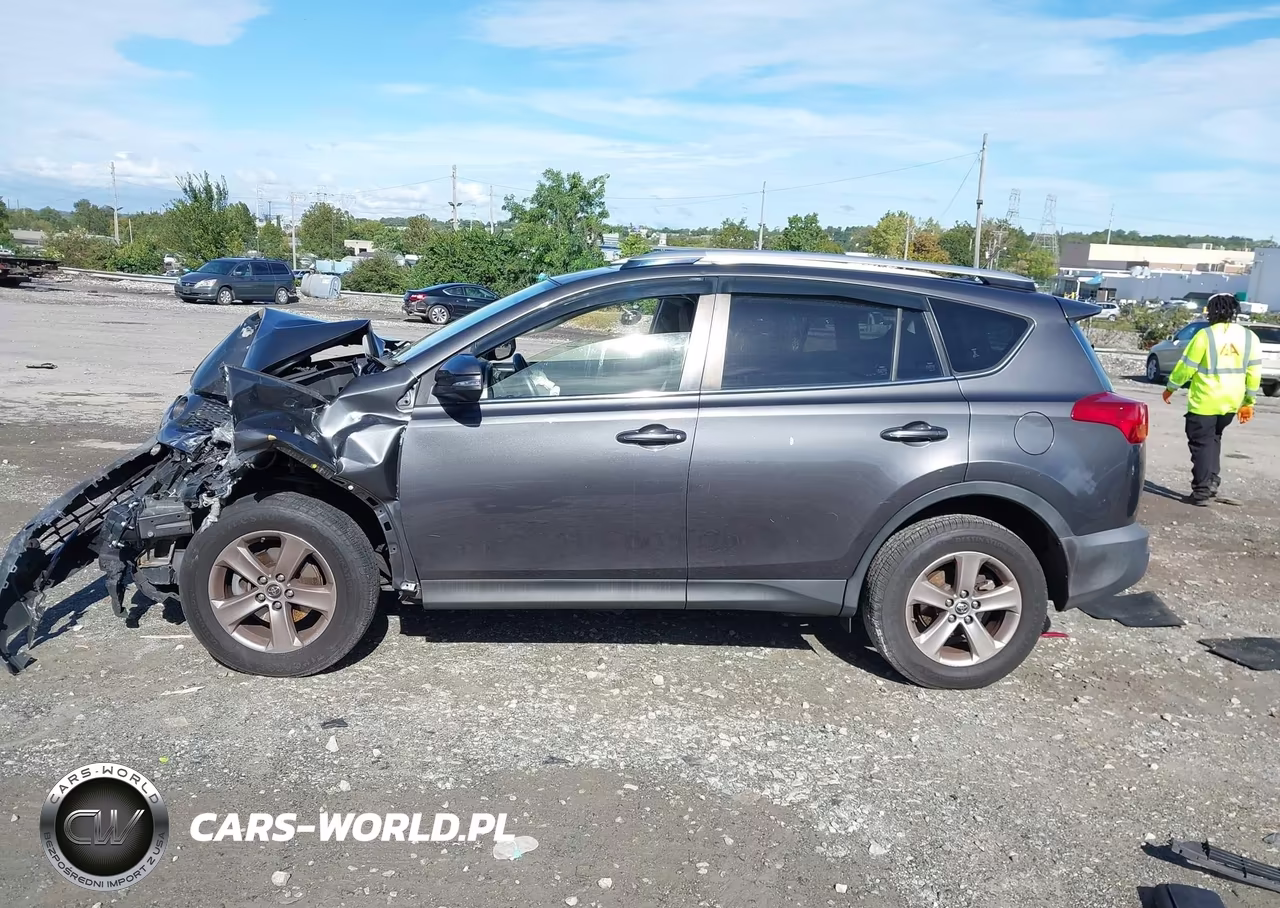 2015 Toyota Rav4 Xle VIN:JTMRFREV4FJ018745 - 14