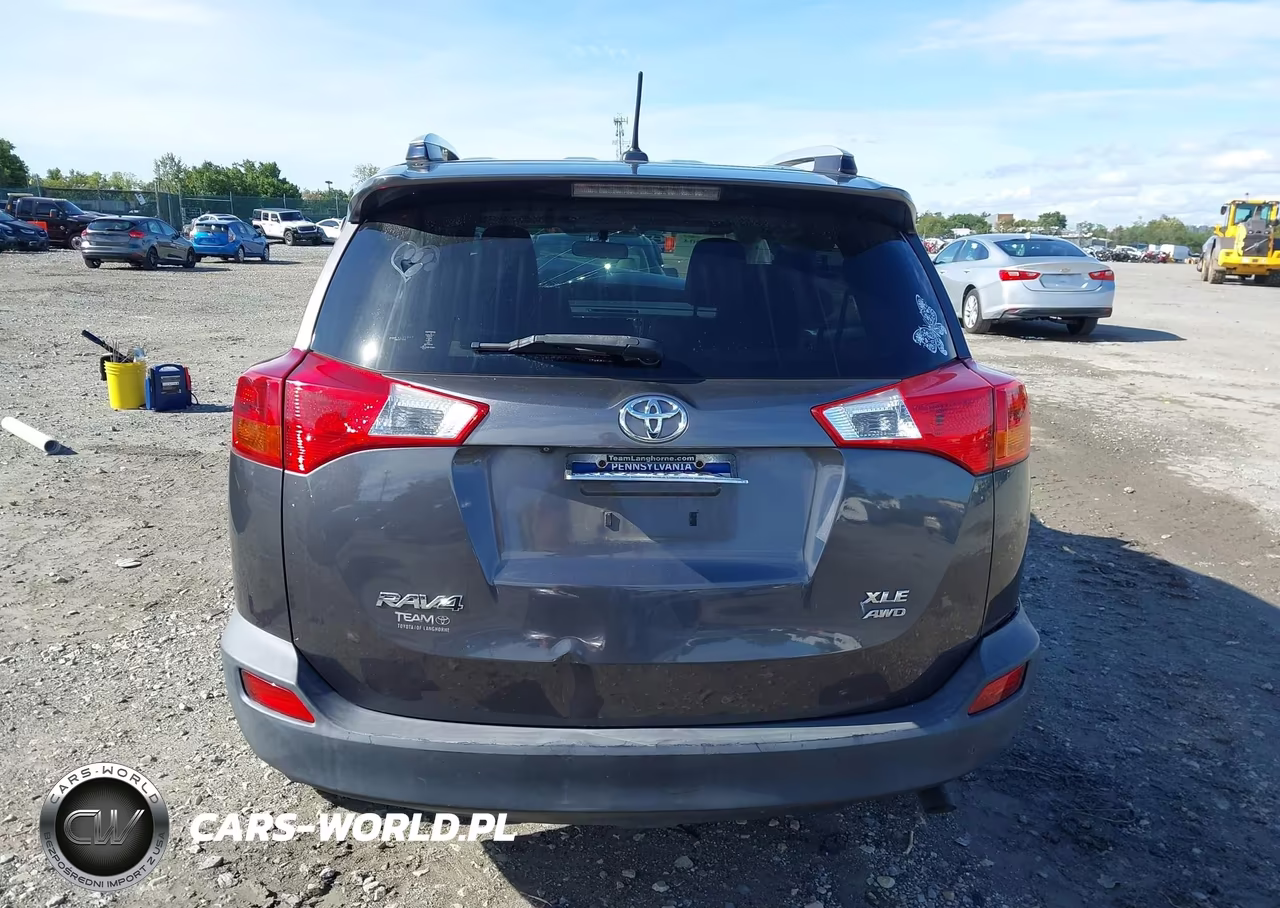 2015 Toyota Rav4 Xle VIN:JTMRFREV4FJ018745 - 16