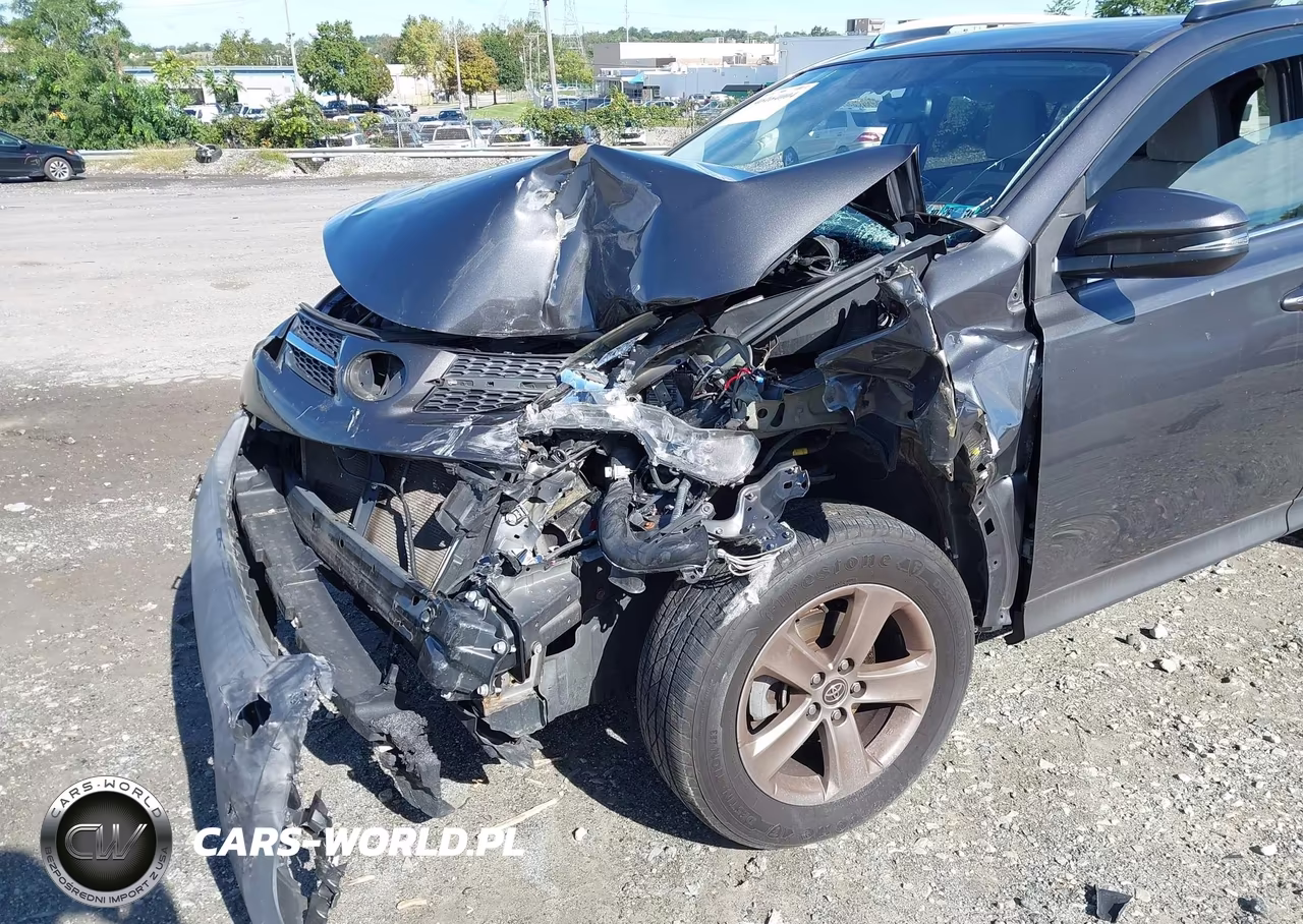 2015 Toyota Rav4 Xle VIN:JTMRFREV4FJ018745 - 6