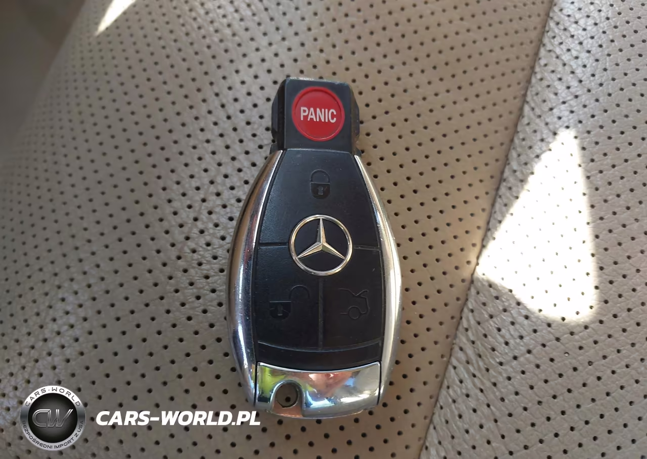 2010 Mercedes-Benz S 400 Hybrid VIN:WDDNG9FB0AA303490 - 11