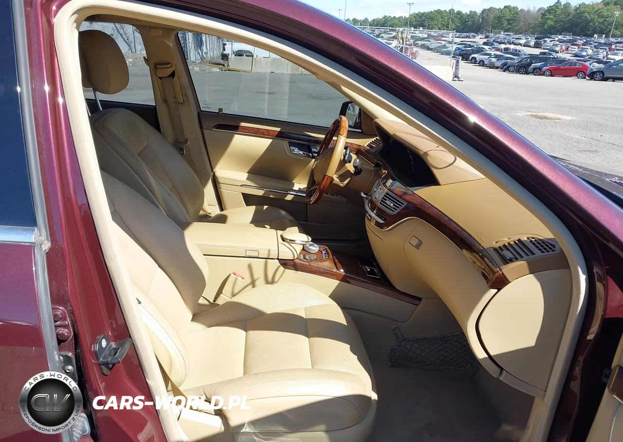2010 Mercedes-Benz S 400 Hybrid VIN:WDDNG9FB0AA303490 - 5