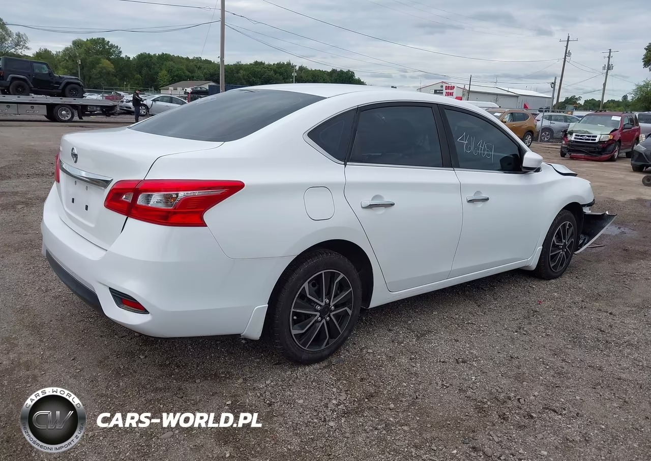 2017 Nissan Sentra S VIN:3N1AB7AP8HY316317 - 4