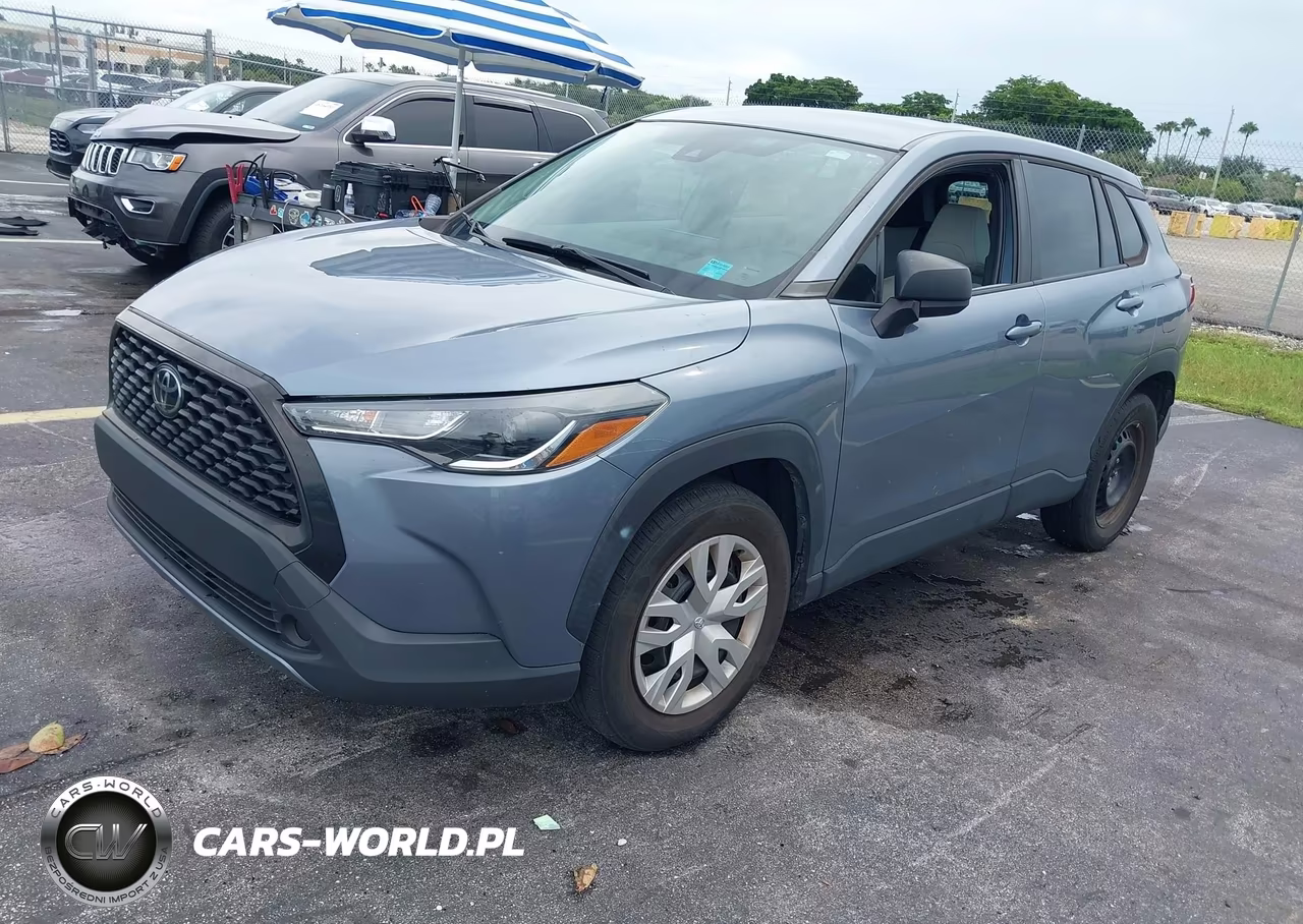 2022 Toyota Corolla Cross L VIN:7MUAAAAG3NV018828 - 2