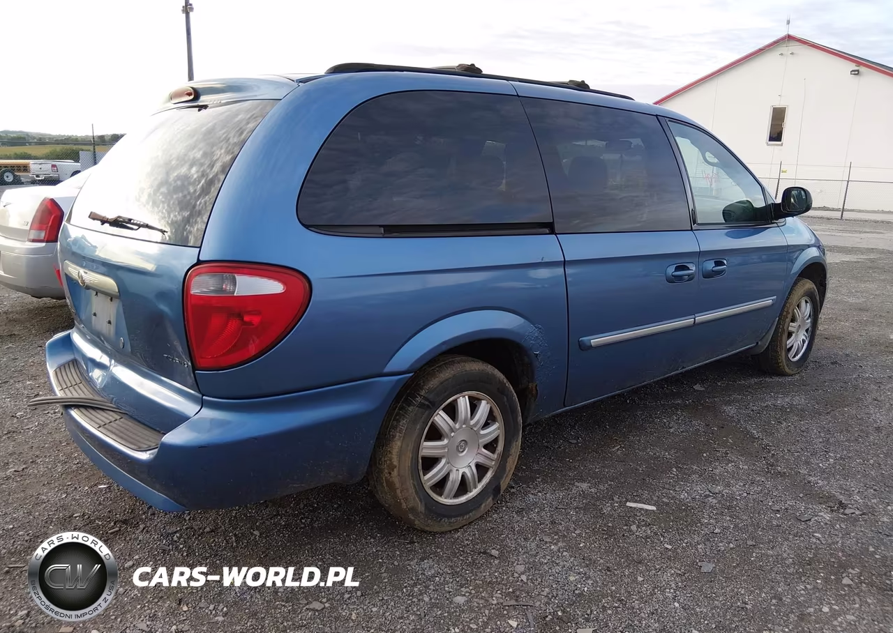 2007 Chrysler Town & Country Touring VIN:2A4GP54L97R183257 - 4